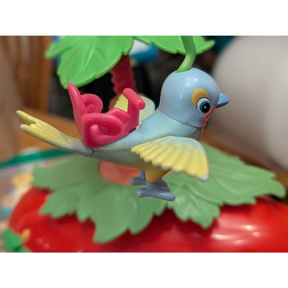 Strawberry Shortcake Berry Cafe Playset - Picture 6 of 11